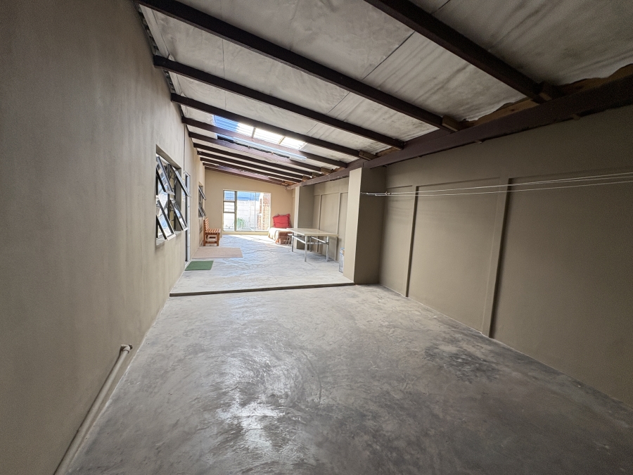 3 Bedroom Property for Sale in Cambridge Eastern Cape